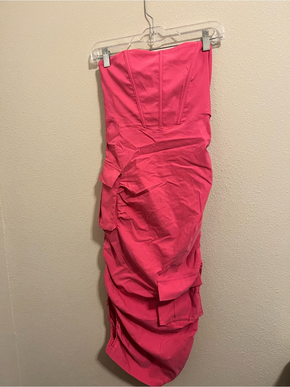 Good Times Los Angeles
Strapless Ruched Cargo
Mermaid Dress - Hot Pink